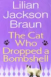 The Cat Who Dropped a Bombshell, Large Print Edition